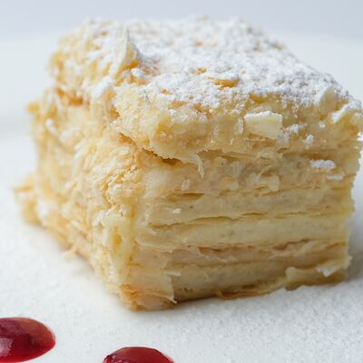 Торт Наполеон в Cafeshion по цене 290 ₽