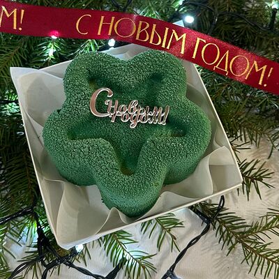 Бенто муссовый на Новый год Звезда в Allowberry по цене 3700 ₽