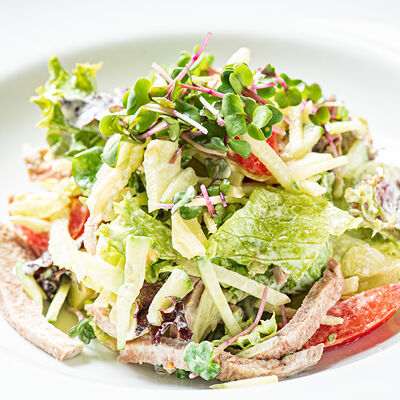 Салат с говяжьим языком в Blackberry по цене 17 р.