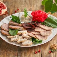 Мясное ассорти в Кечи