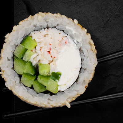 Белый с крабом холодный в Суши Хаб по цене 1090 ₽