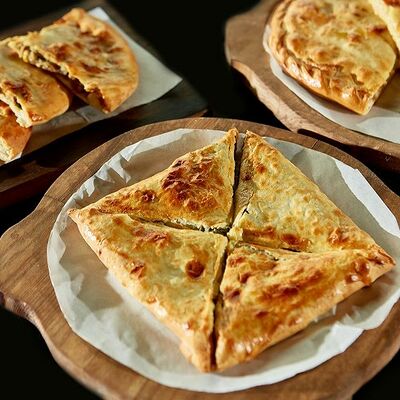 Три Пирога в Двор Помидор по цене 999