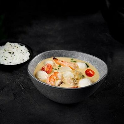 Том Ям в СушиСтор по цене 526