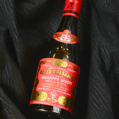 Бальзамический уксус Giusti 3 Medaglia, выдержка 12 лет в Beefzavod по цене 2400 ₽