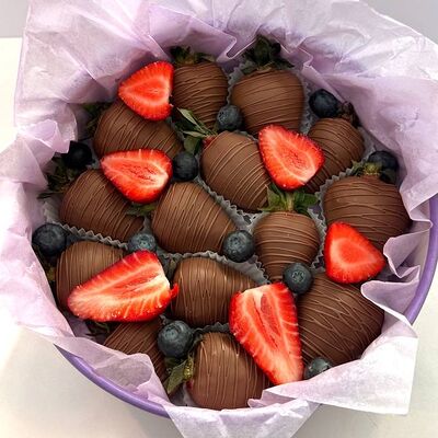 Круглый набор клубники в Chokoberry по цене 7800 ₽