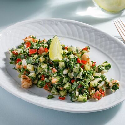 Салат с морепродуктами ланч в Кукумбер по цене 395