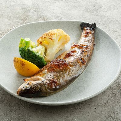 Запеченная форель с брокколи и цветной капустой в Склад 22 по цене 1340
