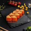 Запеченный ролл Hot Калифорния в Веселый Самурай Sushi Premium по цене 750