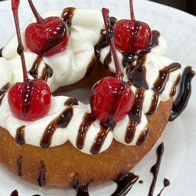 Милхаус пышка Вишня-шоколадв Симпончик по цене 240 ₽