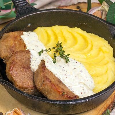 Язык на гриле с соусом в Луиджи & Тосё по цене 539