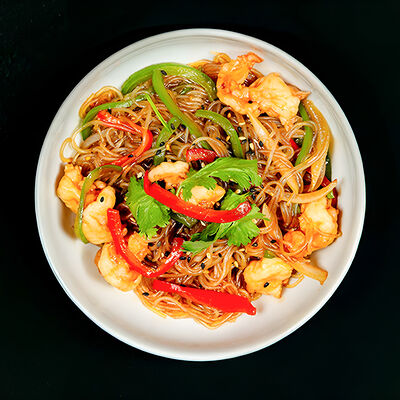 Стеклянная лапша на воке с креветками в Mr. Lee по цене 1700 ₽
