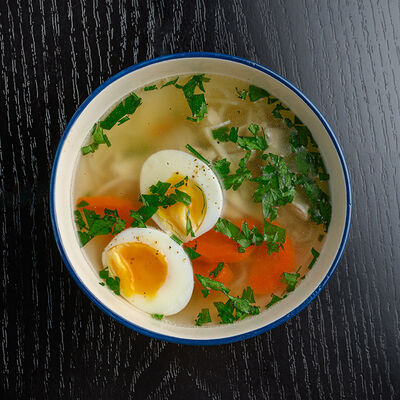 Куриный суп с лапшой в Шалом Берман по цене 350 ₽
