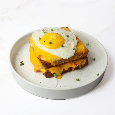 Сэндвич крок-мадам в MOGU по цене 715 ₽