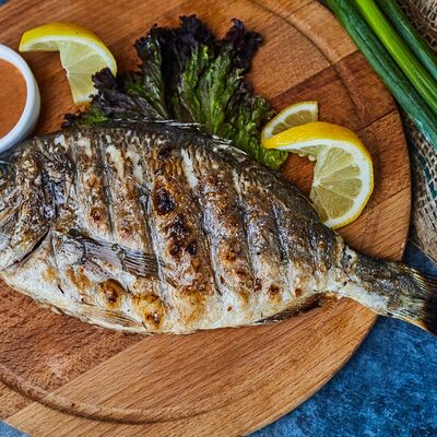 Дорадо на мангале в Maki Family по цене 599