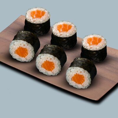 Маки-ролл с лососем в НАШИ СУШИ по цене 370 ₽