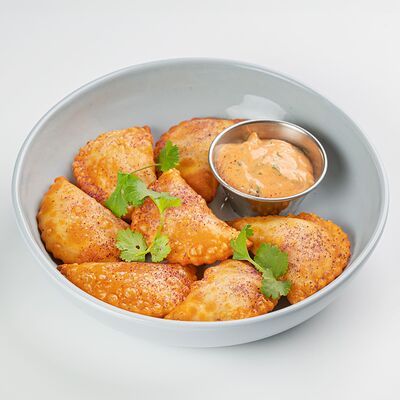 Мини-чебуреки с форелью в Южанин по цене 102000 сум