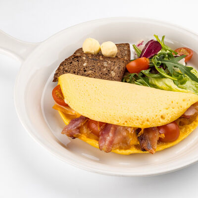 Омлет Фермерский в Udcкафе Upside Down Cake по цене 540 ₽