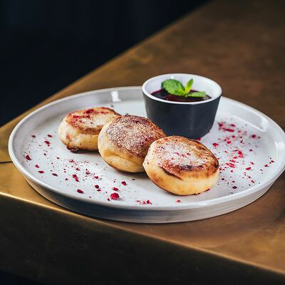 Сырники в Bla Bla Bar по цене 350 ₽