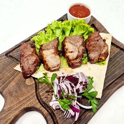 Шашлык из бараньей мякоти в Водопад по цене 1120 ₽