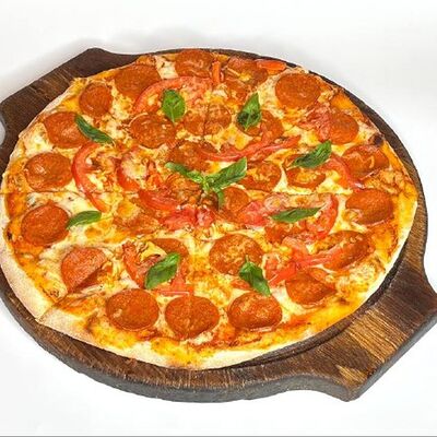 Пицца Пеперони в Room-cafe по цене 770 ₽