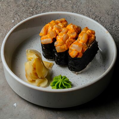 Суши острые с кальмаром в Smile по цене 473 ₽