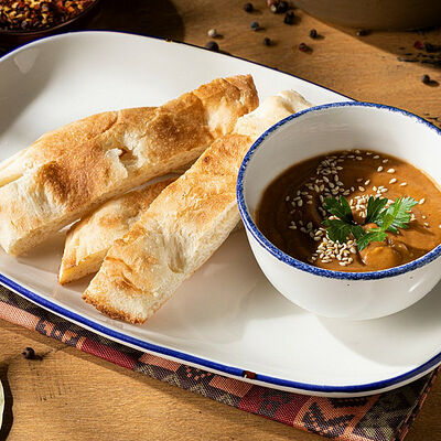 Домашняя баклажанная икра в Джонджоли по цене 390 ₽