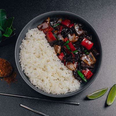 Говядина с овощами и рисомв Бау азия по цене 870 ₽