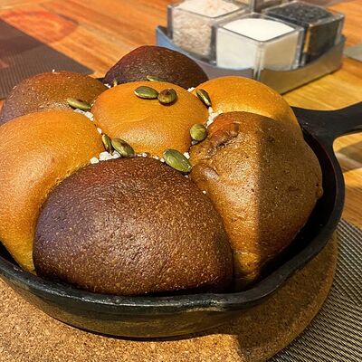 Хлеб фирменный Ромашка в Мясо & Рыба по цене 100