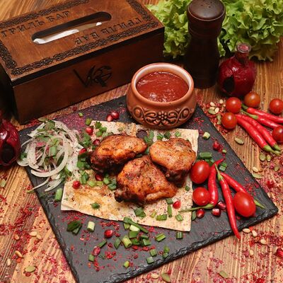 Куриные бедрышки в Vagr по цене 330 ₽