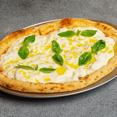 Страчателла - томаты - трюфельное масло в 321 Club by Novikov по цене 640