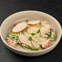 Цезарь с курицей в Игристые