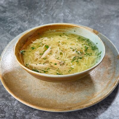 Суп-лапша с курицей в Балканский гурман по цене 460 ₽