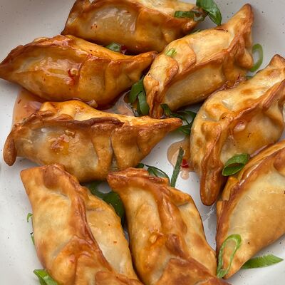 Гёдза с курицей фри в Bao Bao Лапша по цене 660 ₽