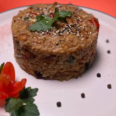 Вок с рисом говяжий в Tamakisushi по цене 2600 ₸