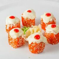 Ролл Кани Хот в Луиджи & Тосё