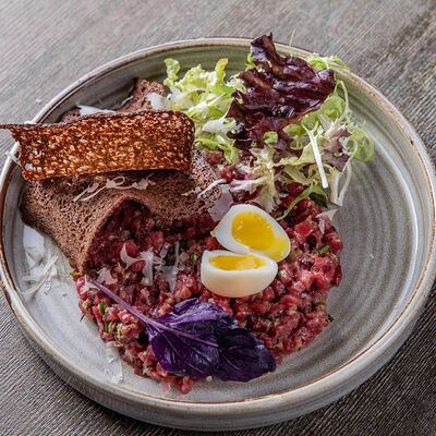 Тартар из говядины в Only Wine по цене 1100 ₽