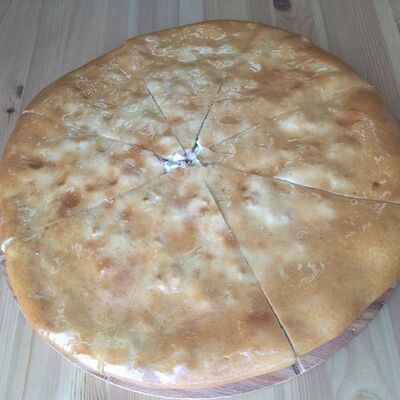 Пицца Деревенская с ветчиной в Кондитерская-пекарня Смайлик по цене 1180 ₽