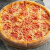 Пицца с колбасками пепперони в Шато Винтаж по цене 740