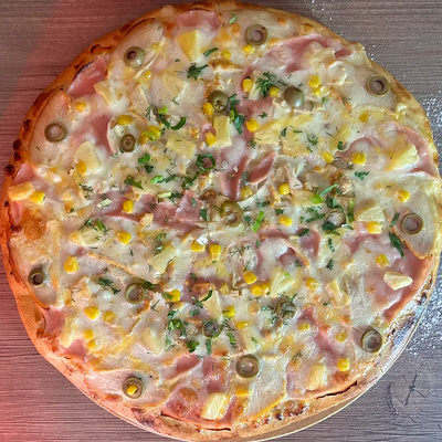 Пицца Гавайская в Великолепный век по цене 720 ₽