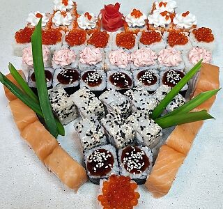 Набор Валентинов День в PARTY PIZZA+ по цене 2860 ₽