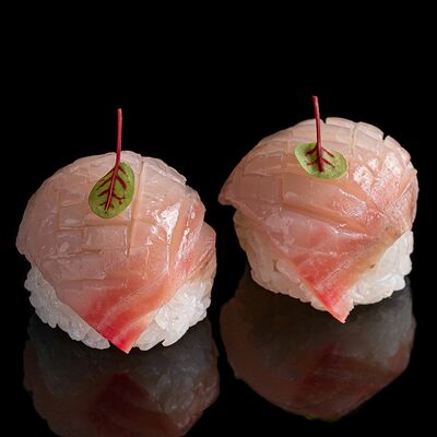 Темари с морским окунем в Lucky fish по цене 90 ₽