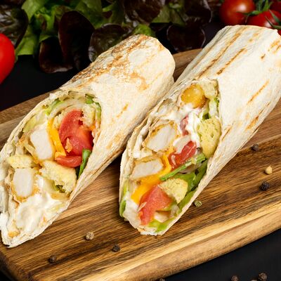 Шаверма Чикен-цезарь в BRO ШАВЕРМА по цене 419 ₽