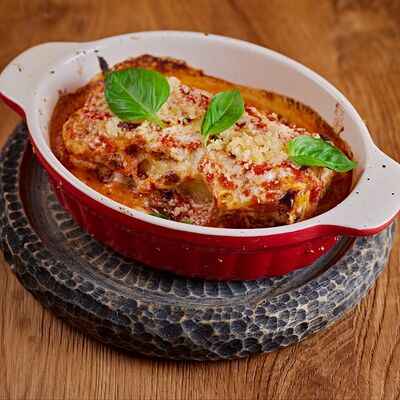 Лазанья болоньезев Итальянцы по цене 680 ₽