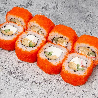 Калифорния с крабом в Yoshi sushi по цене 640 ₽