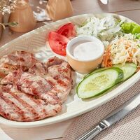 Свиная шейка в YGOSLAVIA GRILL