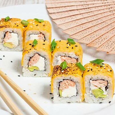 Чеддер Сяке Маки в Луиджи & Тосё по цене 459