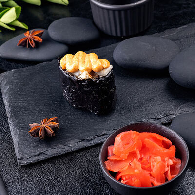 Гункан с угрём спайси в Суши даром по цене 159 ₽