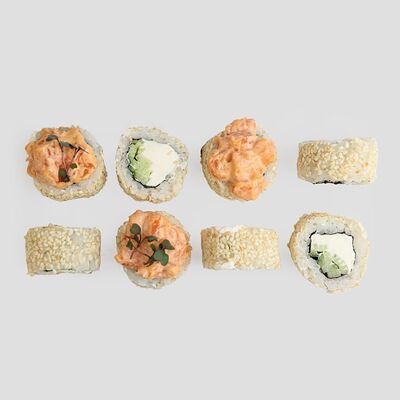 Острый ролл Филадельфия в Mad по цене 580 ₽