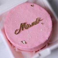 Бенто-торт Маме розовый с золотым топперомв Miracle bakery