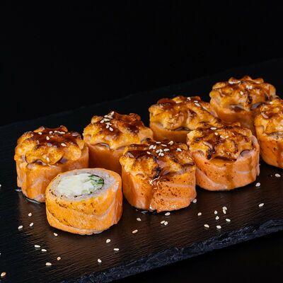 Филадельфия запеченная в СушиТаяки по цене 1969 ₽